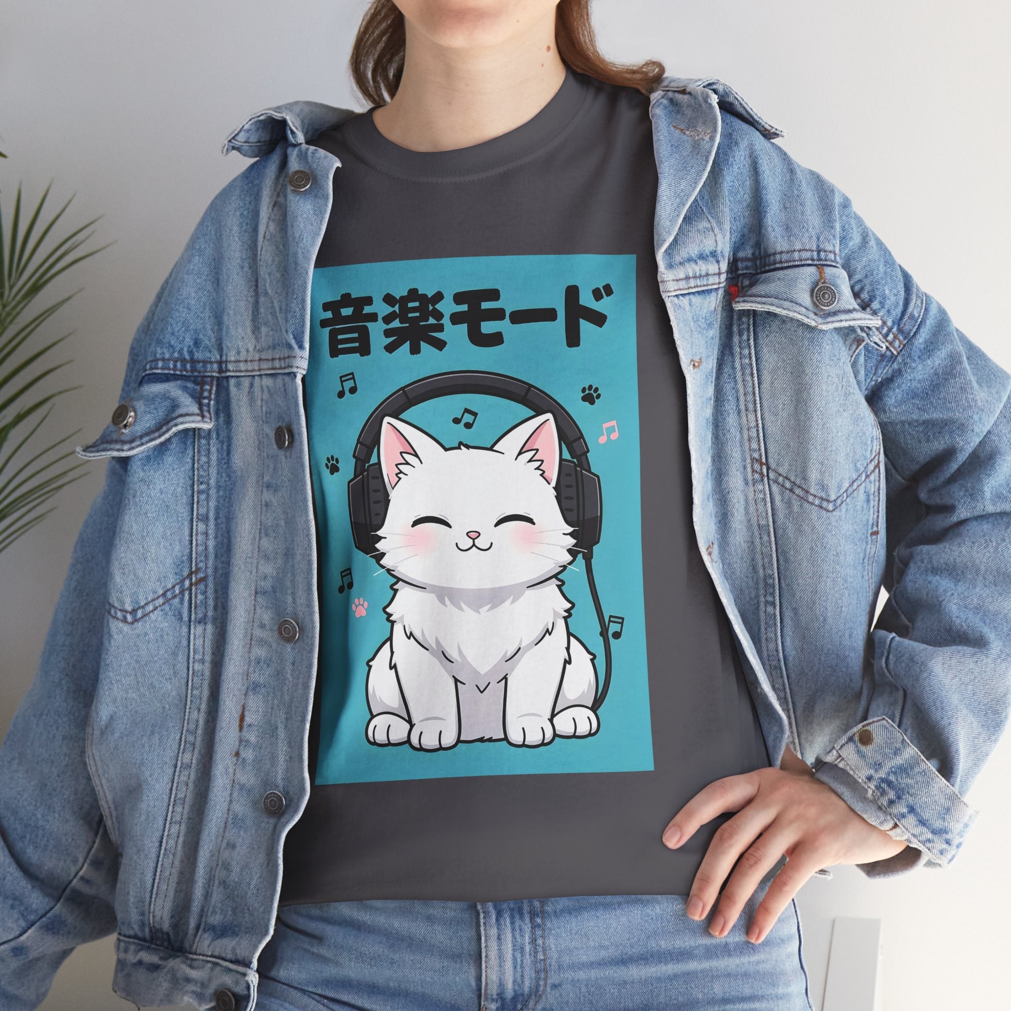 Music Mode Cat T-Shirt — Cute Headphone Kitten Tee (Japanese Text)