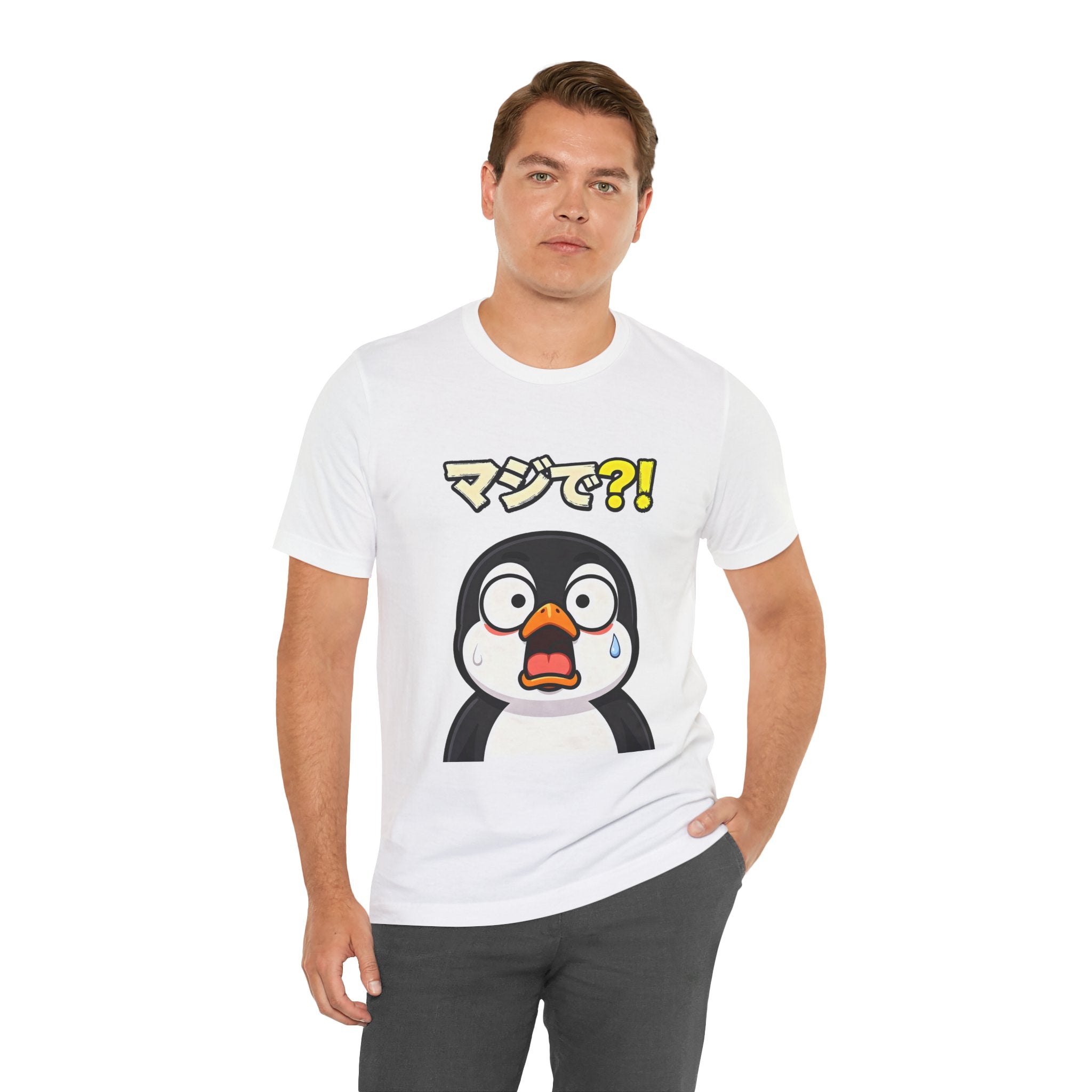 Shocked Penguin Tee — Japanese “マジで?!” Cute Anime-Style Graphic T-Shirt