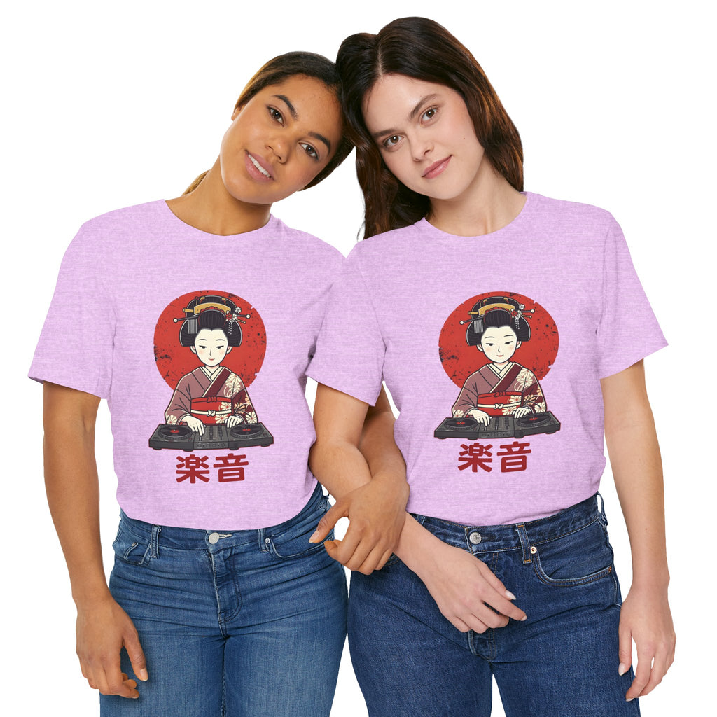 Geisha DJ T-Shirt — Japanese Vinyl Turntable Tee with '楽音' (Music) Design
