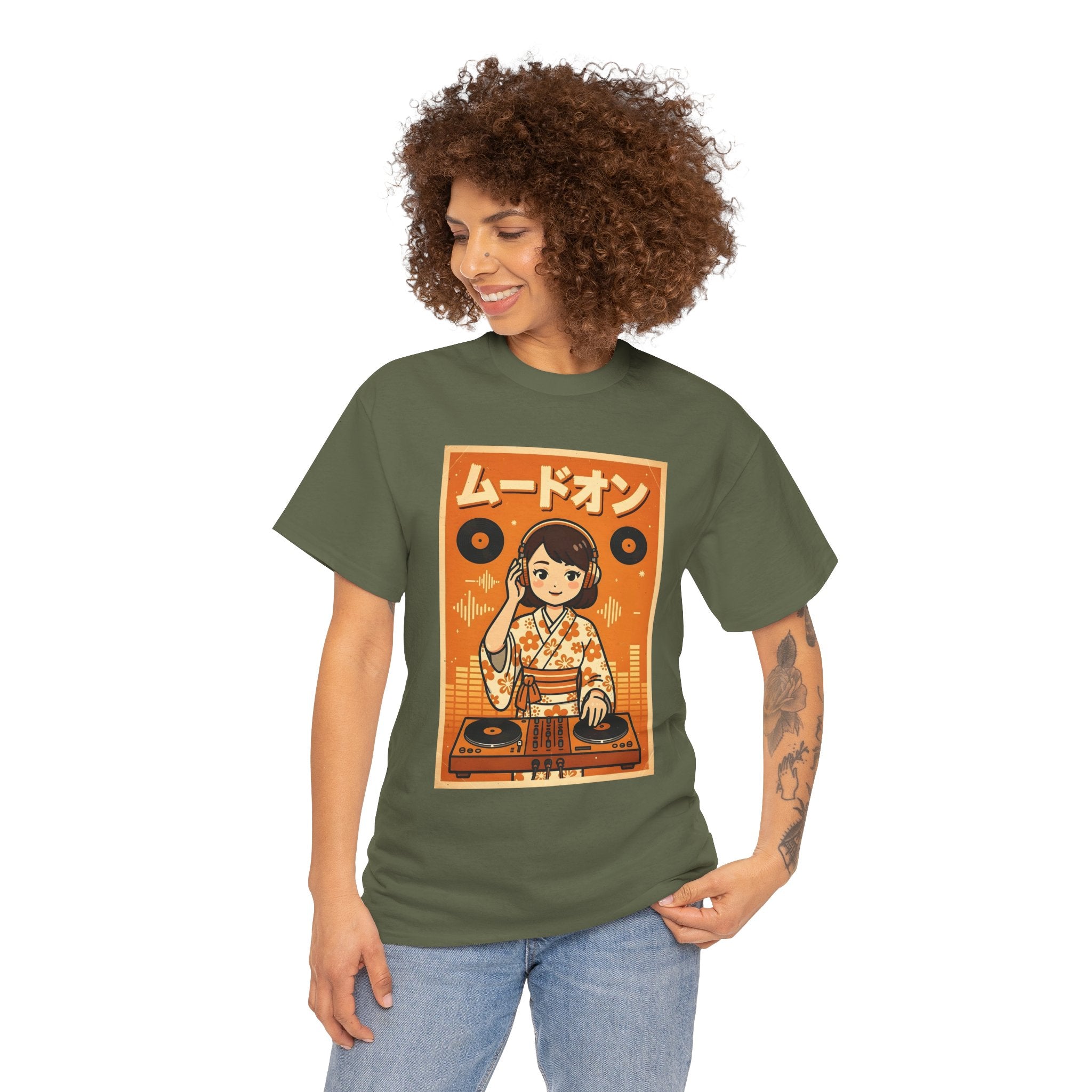 DJ Kimono T‑Shirt — Retro Japanese Anime Vinyl DJ Graphic Tee