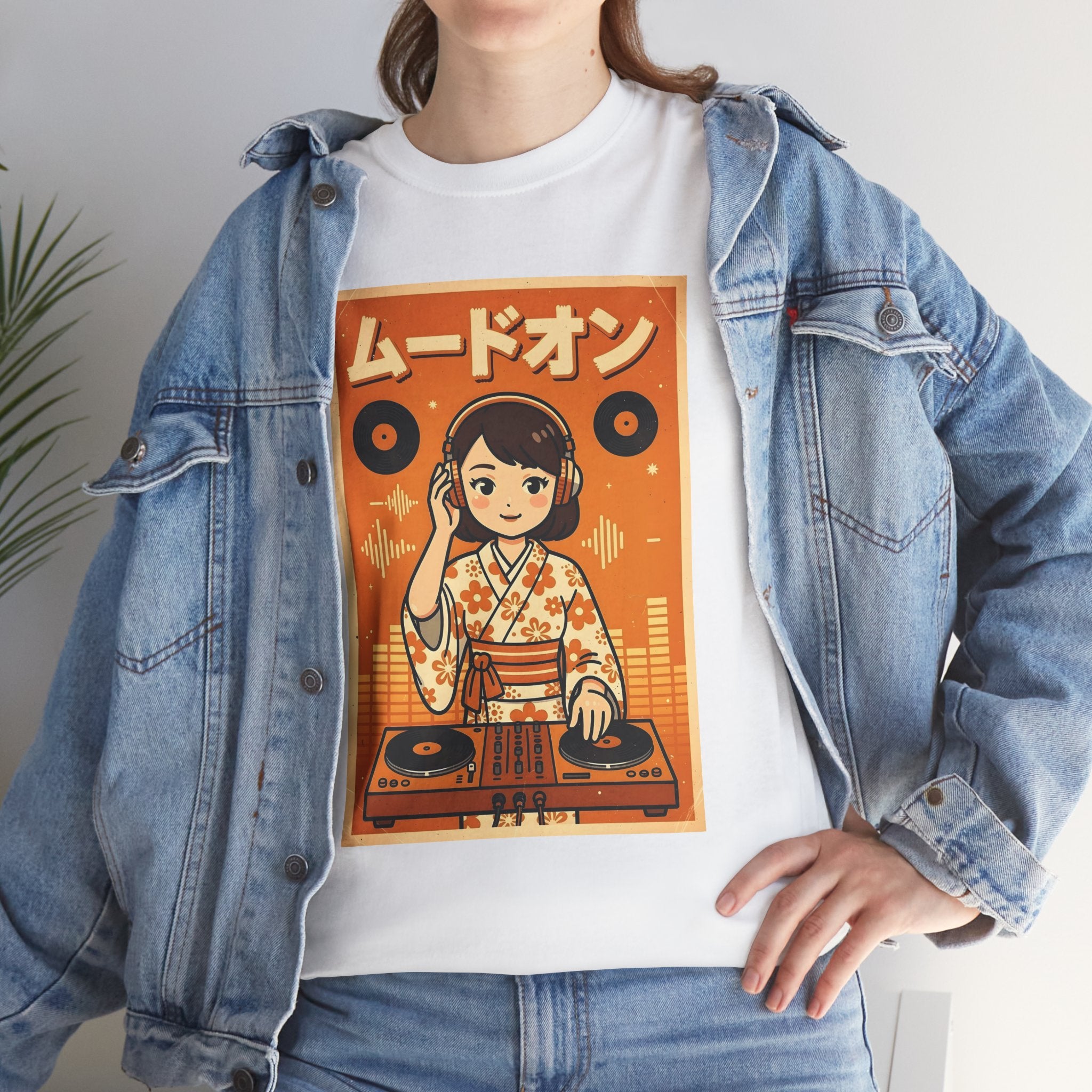 DJ Kimono T‑Shirt — Retro Japanese Anime Vinyl DJ Graphic Tee