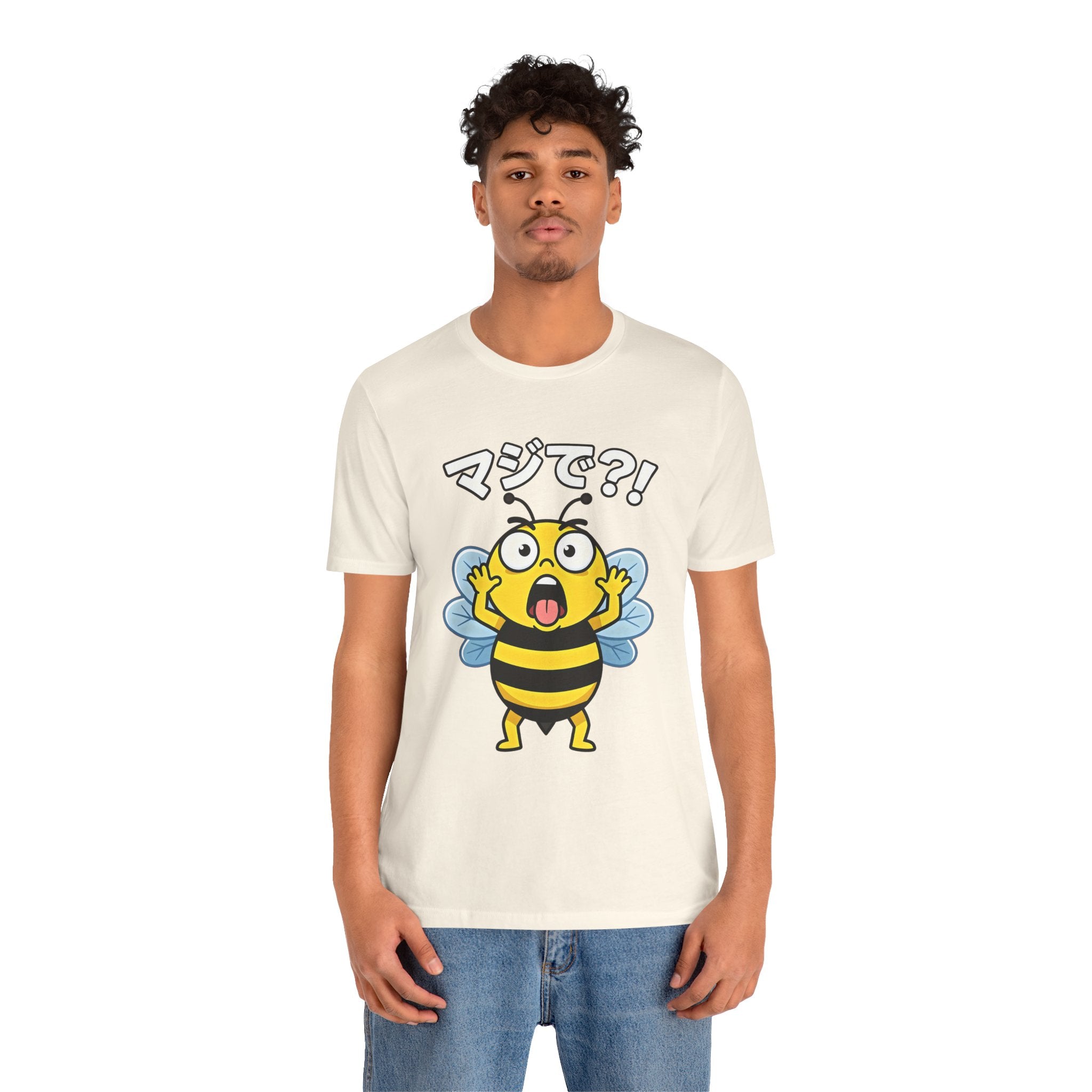 Surprised Bee Tee – マジで?! Cute Japanese Cartoon Graphic T-Shirt