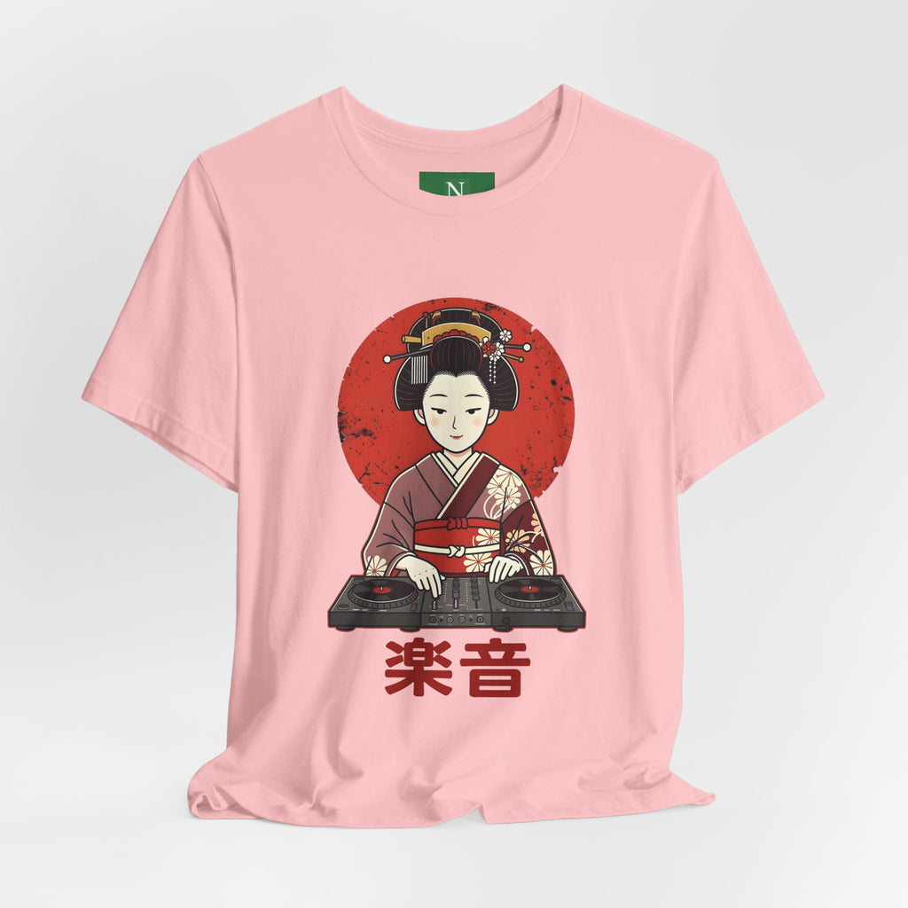 Geisha DJ T-Shirt — Japanese Vinyl Turntable Tee with '楽音' (Music) Design