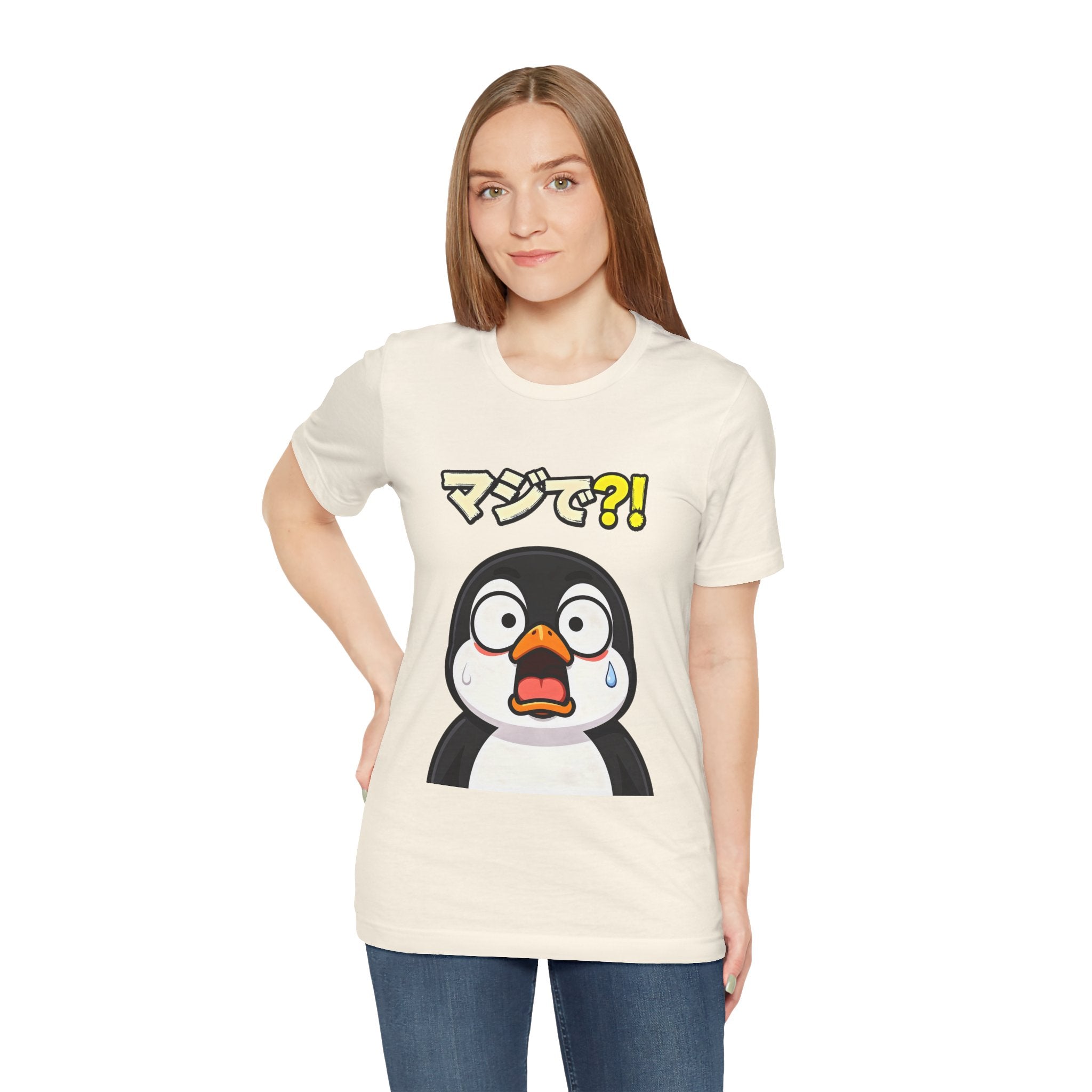 Shocked Penguin Tee — Japanese “マジで?!” Cute Anime-Style Graphic T-Shirt