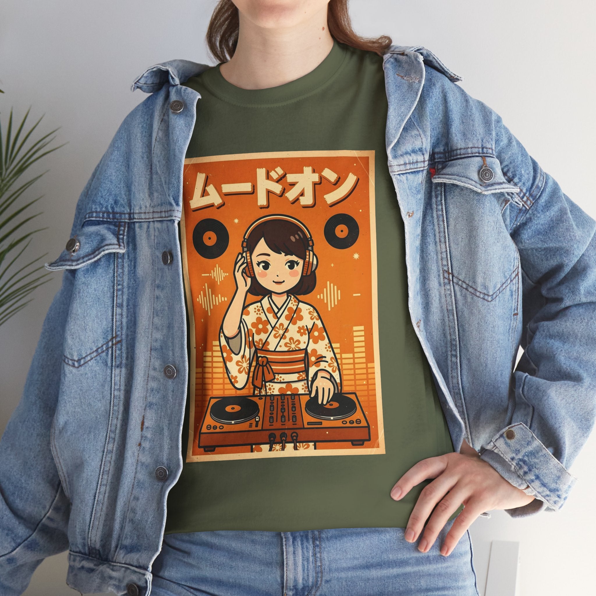 DJ Kimono T‑Shirt — Retro Japanese Anime Vinyl DJ Graphic Tee