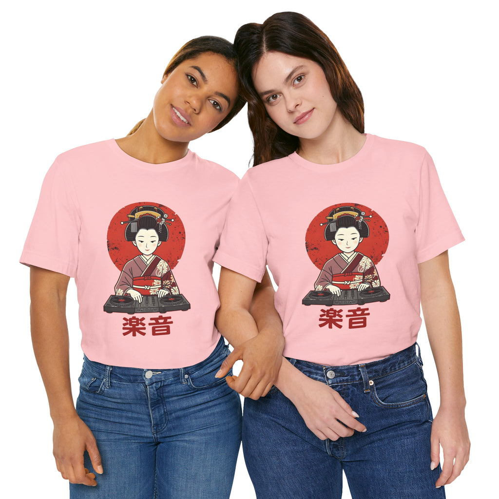 Geisha DJ T-Shirt — Japanese Vinyl Turntable Tee with '楽音' (Music) Design