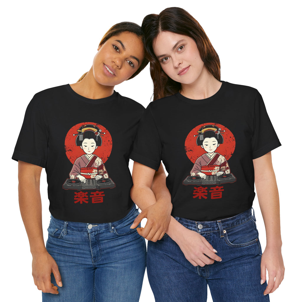 Geisha DJ T-Shirt — Japanese Vinyl Turntable Tee with '楽音' (Music) Design
