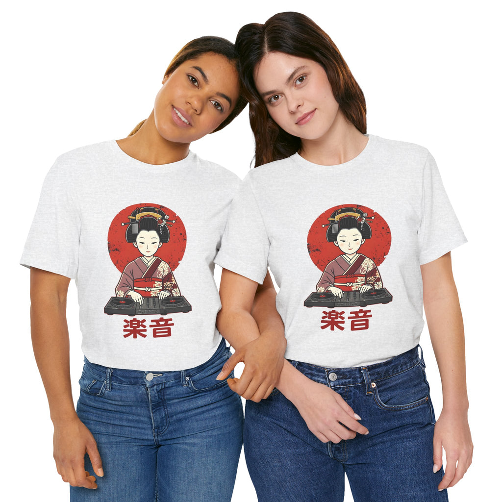 Geisha DJ T-Shirt — Japanese Vinyl Turntable Tee with '楽音' (Music) Design