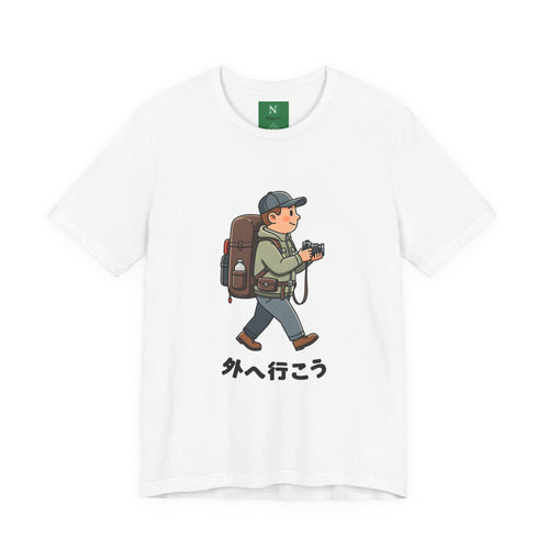 Adventure Photographer Tee — Japanese “外へ行こう” Hiker Graphic T-Shirt