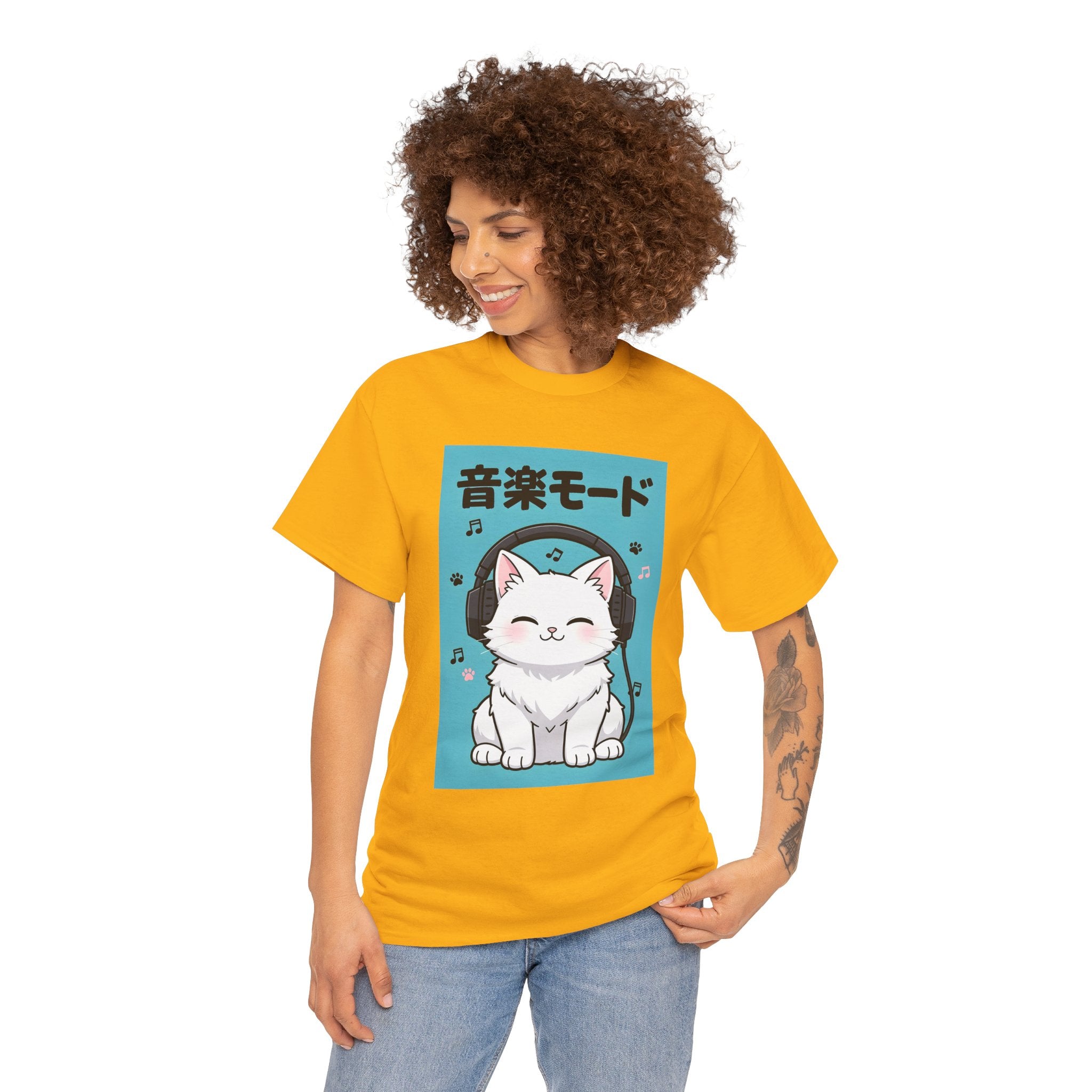 Music Mode Cat T-Shirt — Cute Headphone Kitten Tee (Japanese Text)